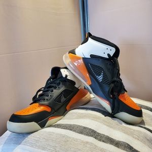 JORDAN MARS 270